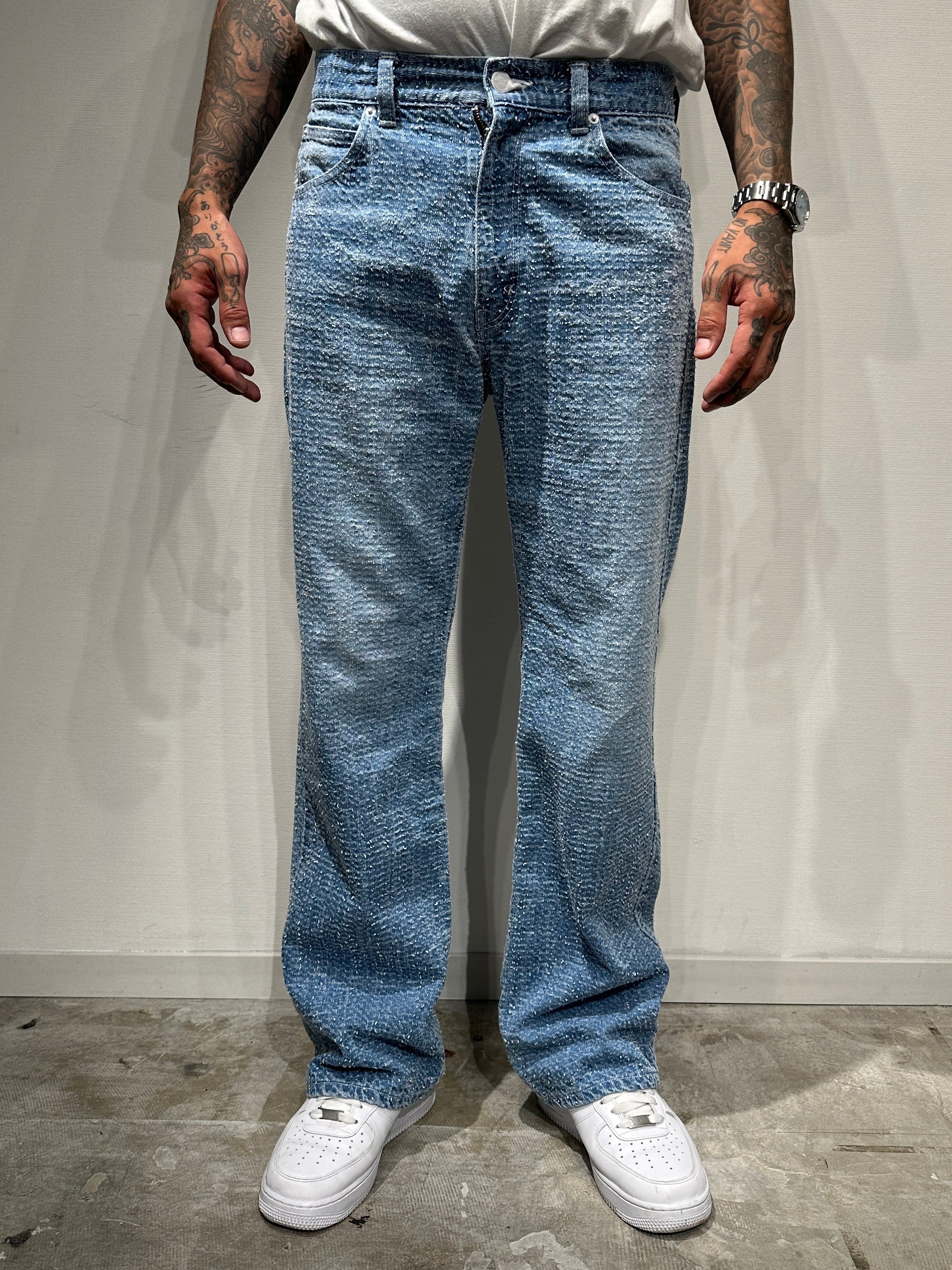 PUNCH DENIM PANTS