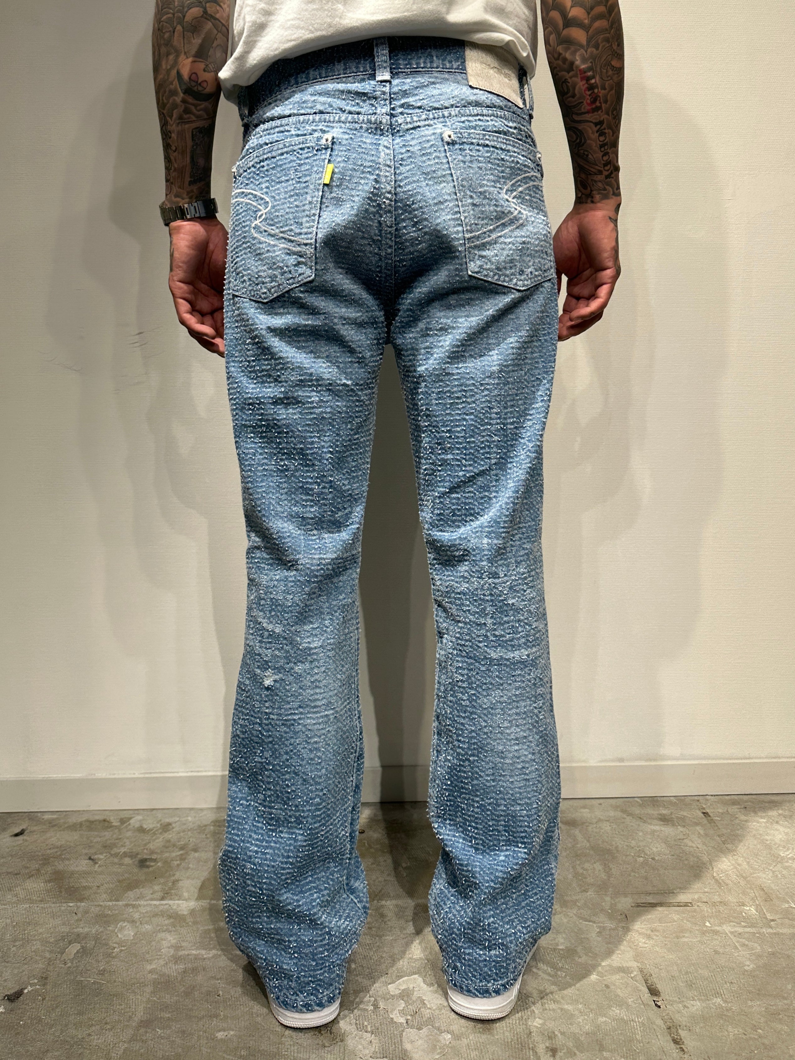 PUNCH DENIM PANTS