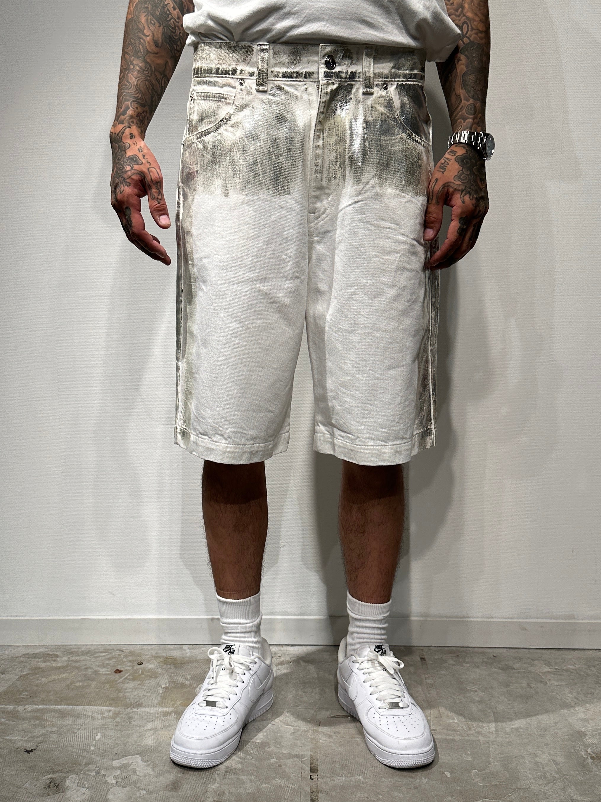 FOIL DENIM SHORTS