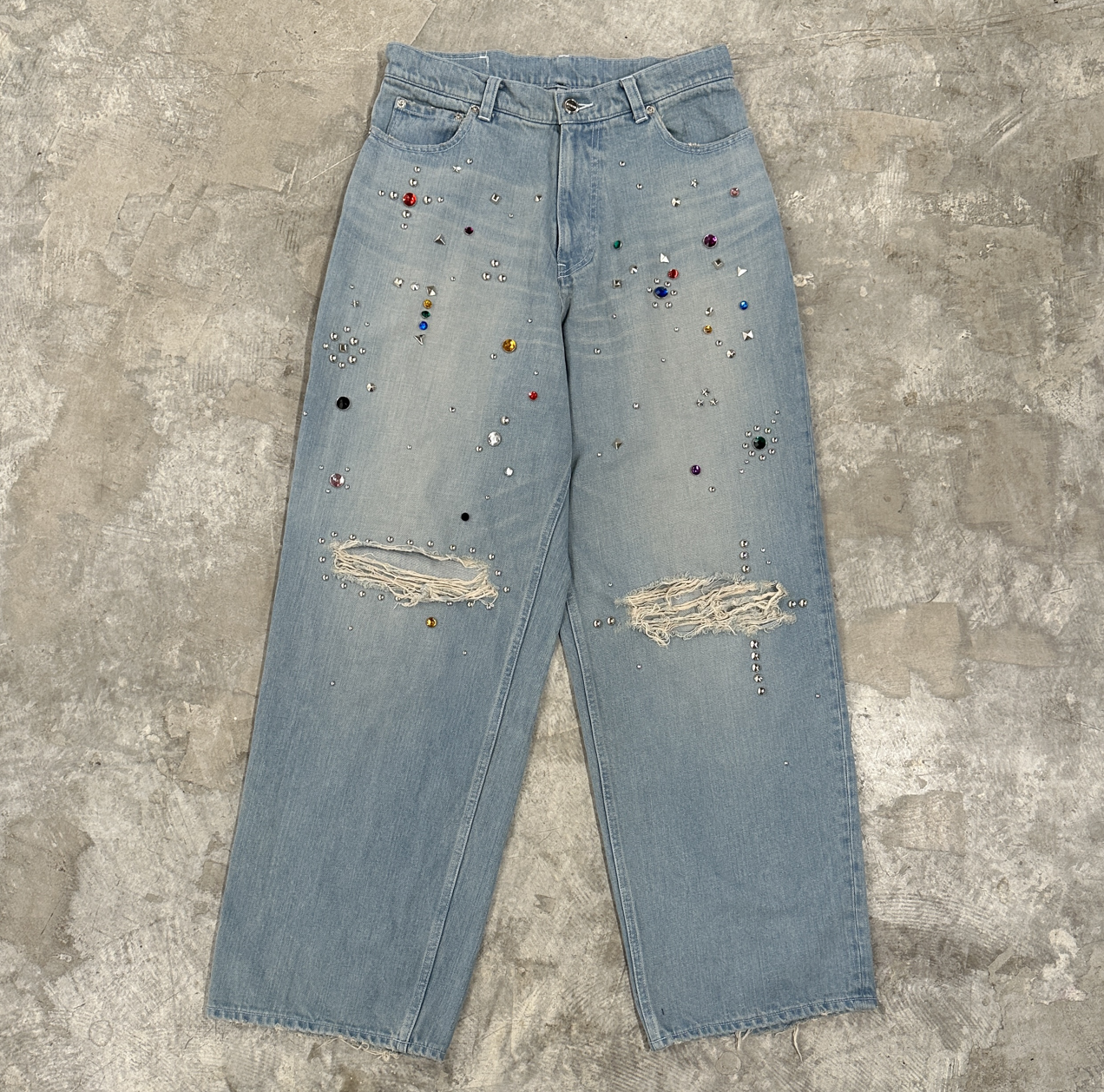 STUDS BUGGY DENIM PANTS