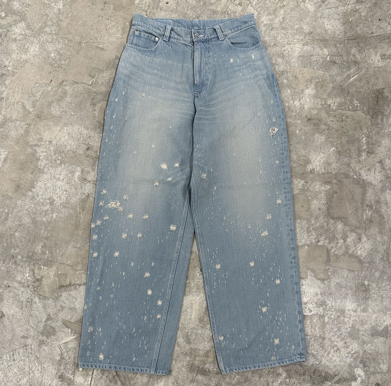 DMAGED  BUGGY DENIM PANTS