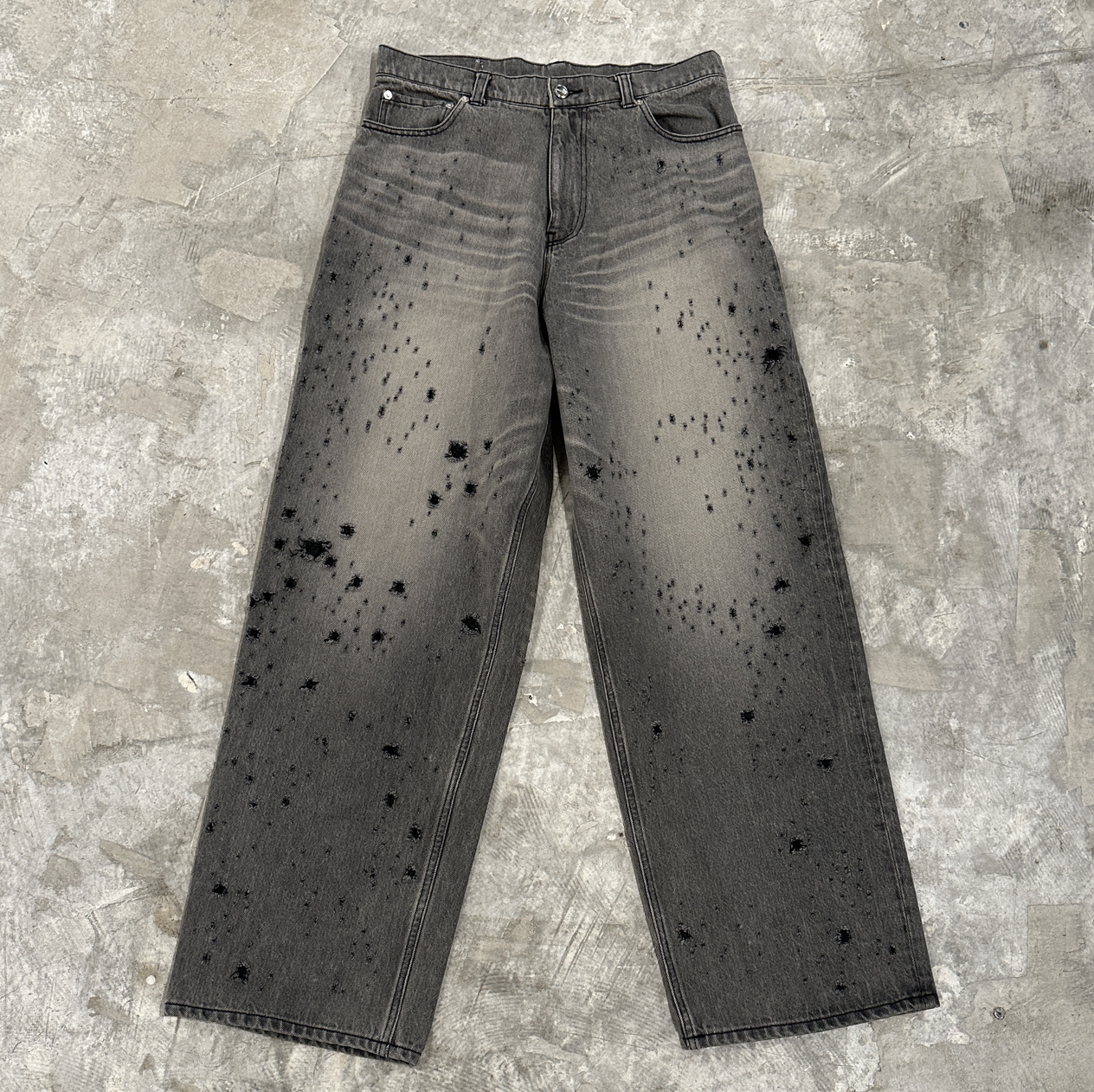 DMAGED  BUGGY DENIM PANTS