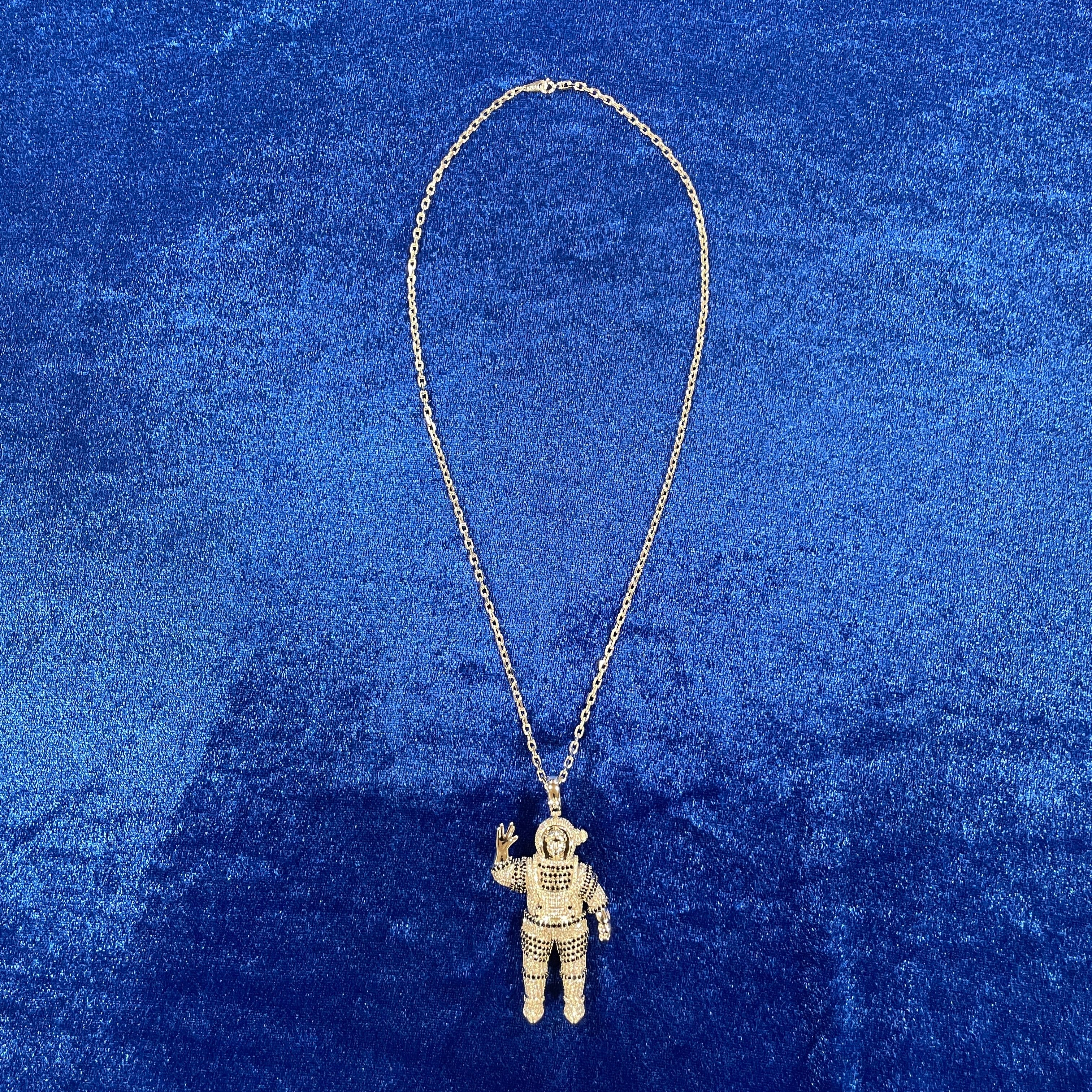 ASTRONAUT PENDANT S925